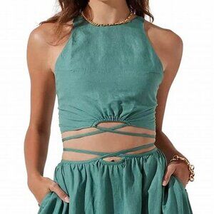 NWT ASTR THE LABEL Divine U Neck Short Cropped Top Dark Sage Size L